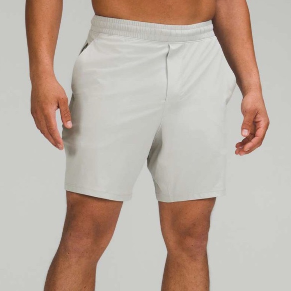 Lululemon Pace Breaker 7in Short Linerless (NWT) Seal Grey